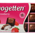 Schogetten-Yoghurt-Strawberry-100-g