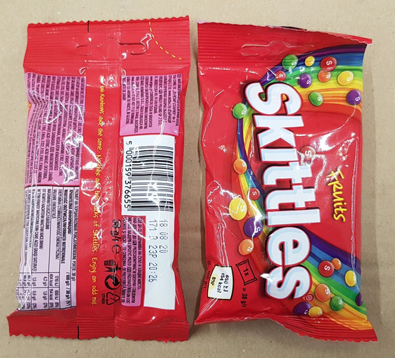 Skittles 80 bags X 38 g Wild Berry x 20 bags , Crazy Sours x 20 bags , Dark side x 20 bags , Fruits x 20 bags - Image 7